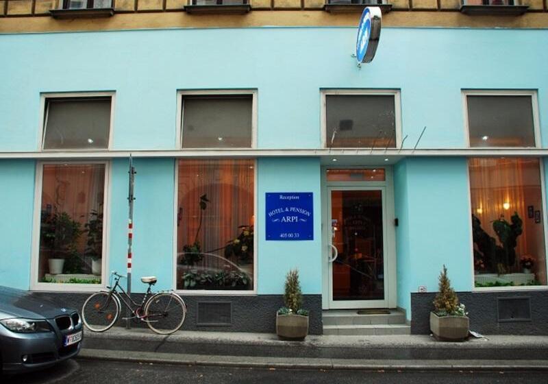 호텔 Pension Arpi