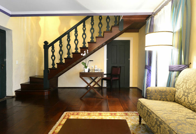 ホテル Pestana Convento do Carmo Bahia