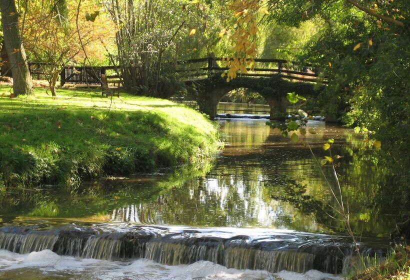 호텔 Plumber Manor