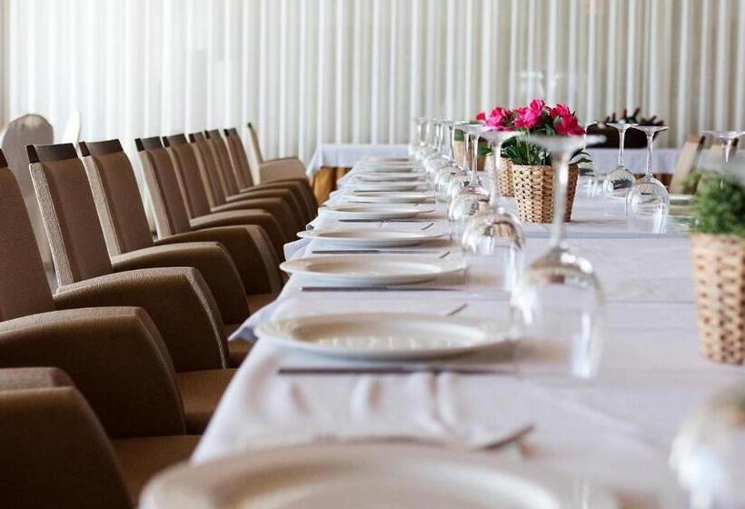 酒店 Puerta de Sahagún