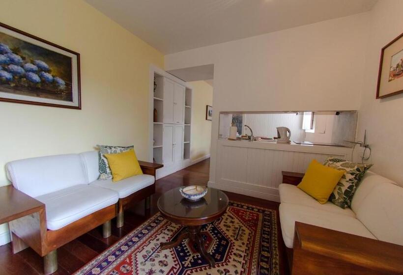 هتل Quinta Das Buganvilias