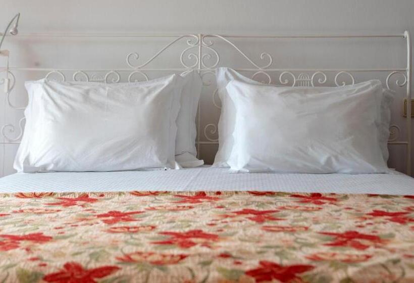 هتل Quinta Das Buganvilias