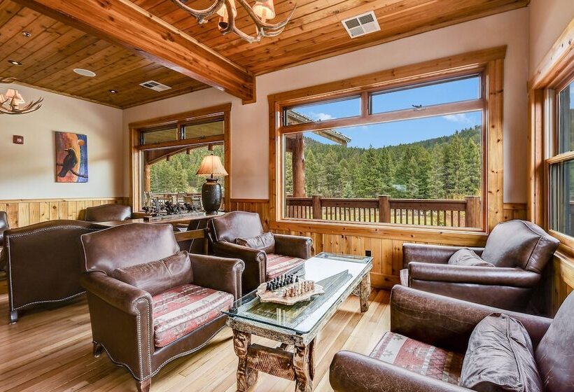 فندق Rainbow Ranch Lodge