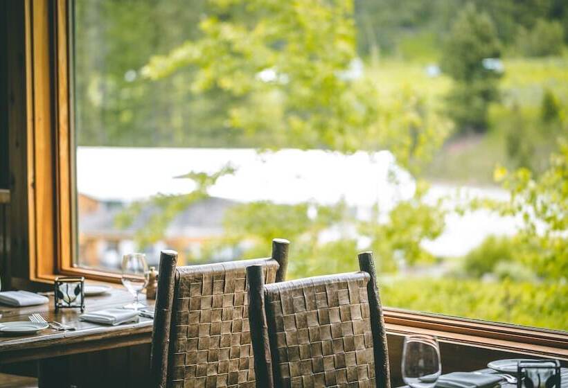 فندق Rainbow Ranch Lodge