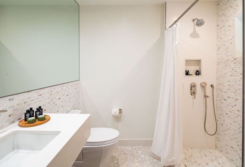 فندق Rainbow Ranch Lodge