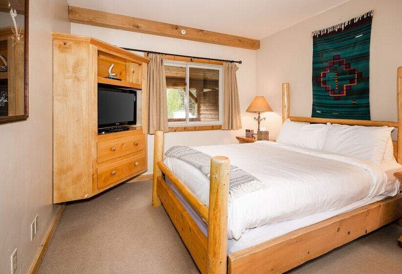 فندق Rainbow Ranch Lodge