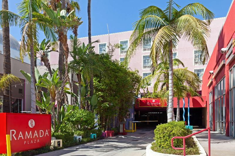 Ramada Plaza By Wyndham West Hollywood Hotel & Suites