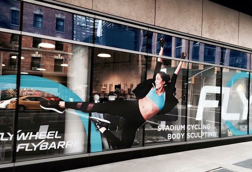 Ramada Plaza By Wyndham West Hollywood Hotel & Suites