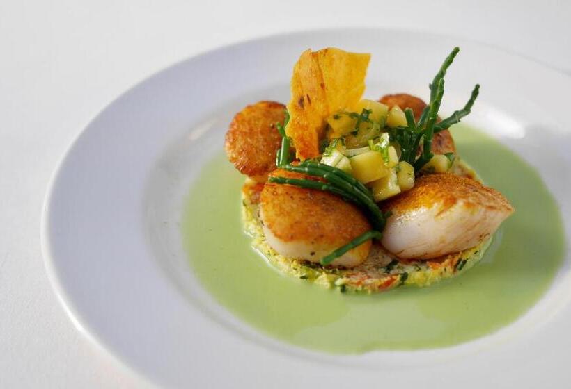 فندق Selkirk Arms