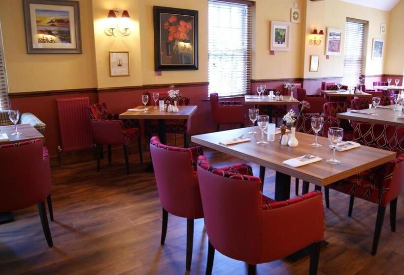 فندق Selkirk Arms