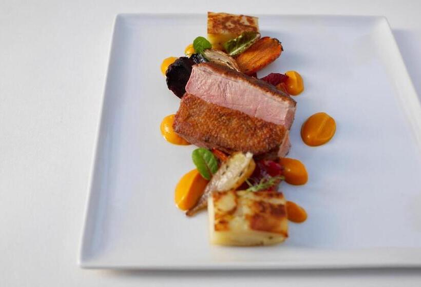 فندق Selkirk Arms