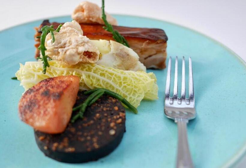 فندق Selkirk Arms