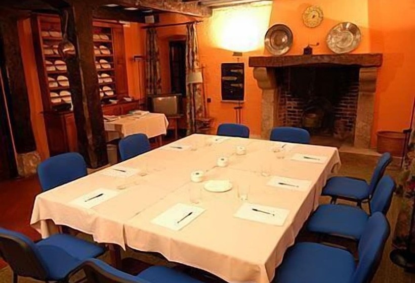 ホテル Señorío De Ursua