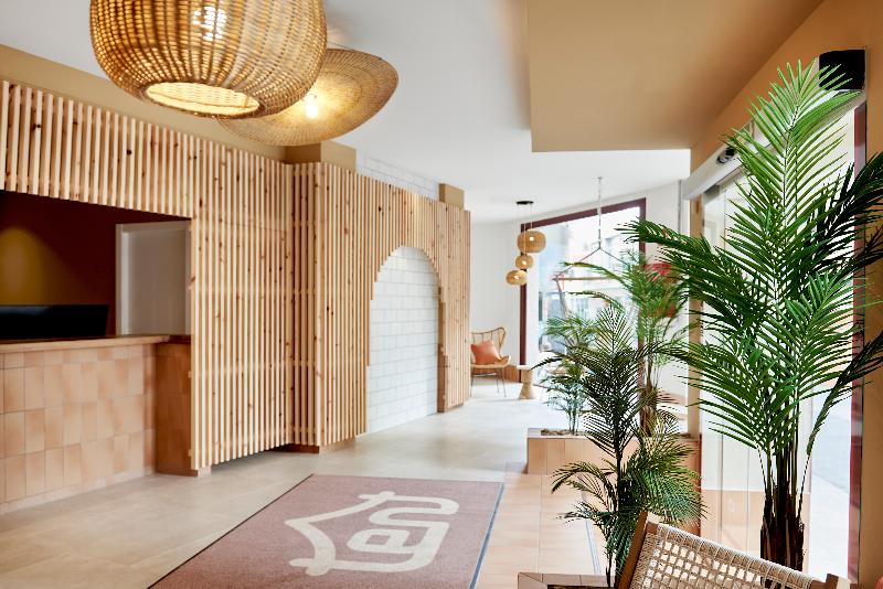 هتل tent Lloret de Mar