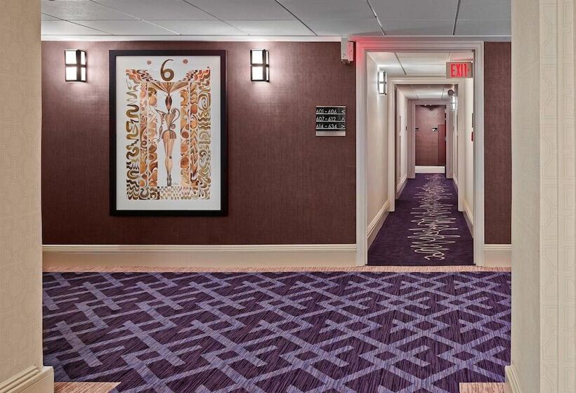 The Lexington Hotel, Autograph Collection