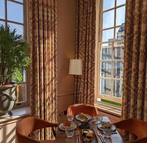 فندق Richmond Hill