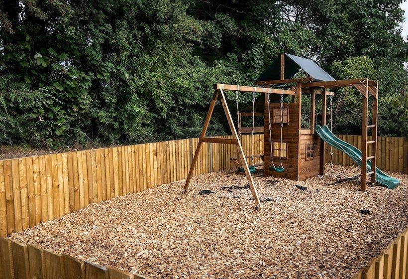 Отель The Vicarage