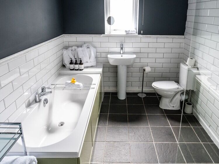 Отель The Vicarage