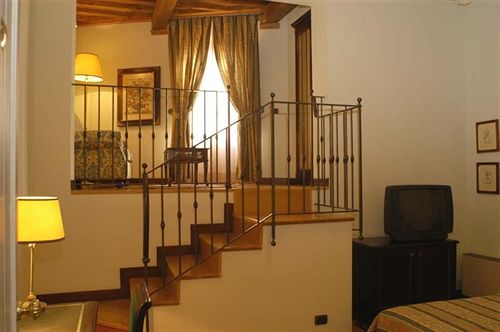 UNAHOTELS Palazzo Mannaioni Toscana