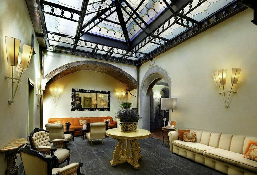 UNAHOTELS Palazzo Mannaioni Toscana