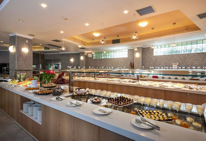 Hydramis Palace Beach Resort