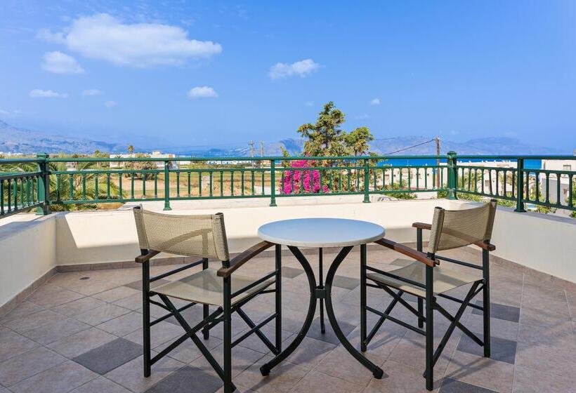 Hydramis Palace Beach Resort