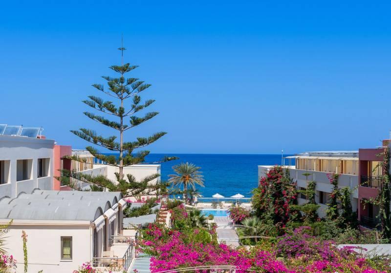 Hydramis Palace Beach Resort