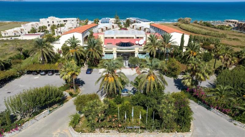 Hydramis Palace Beach Resort