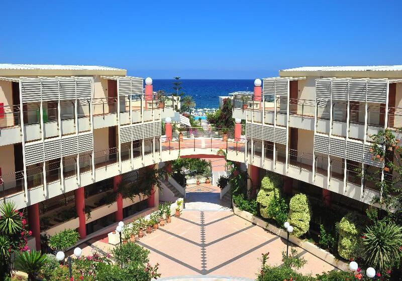 Hydramis Palace Beach Resort