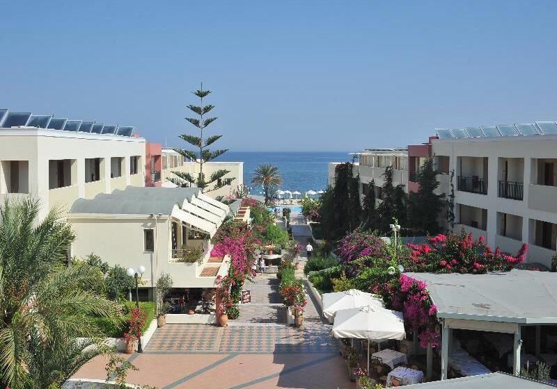 Hydramis Palace Beach Resort