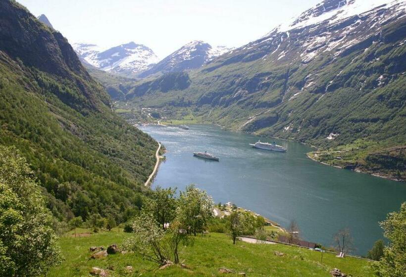 فندق Pollfoss Gjestehus &