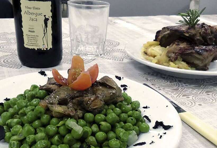 Residencia Albergue Jaca