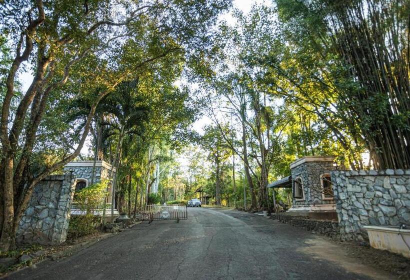 Курорт Jirung Health Village