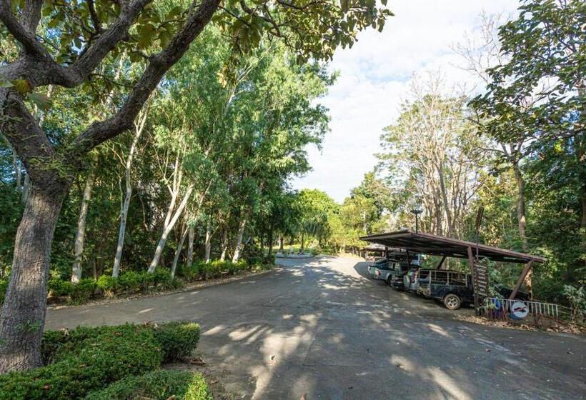 استراحتگاه Jirung Health Village