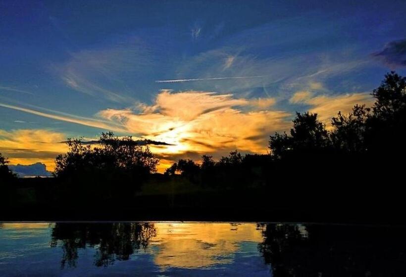 בית מלון כפרי Spa Villa Nazules