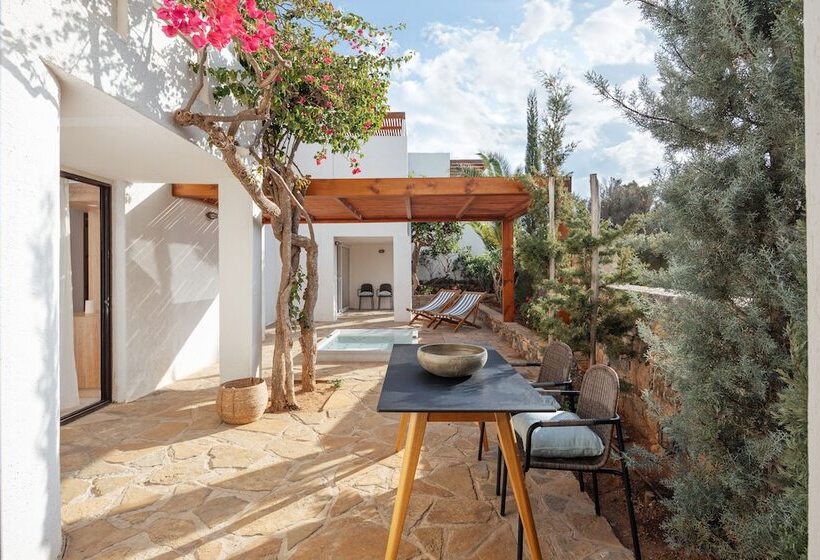 St. Nicolas Bay Resort Hotel & Villas