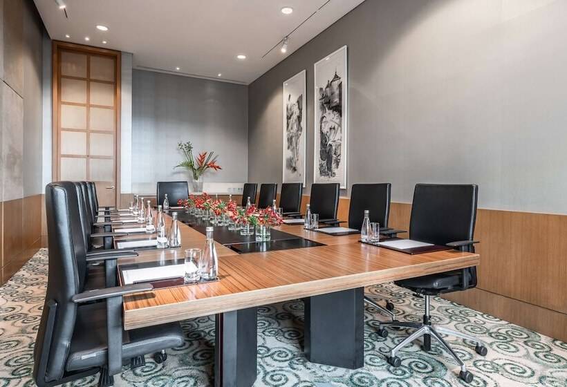 Swissotel Krasnye Holmy Moscow