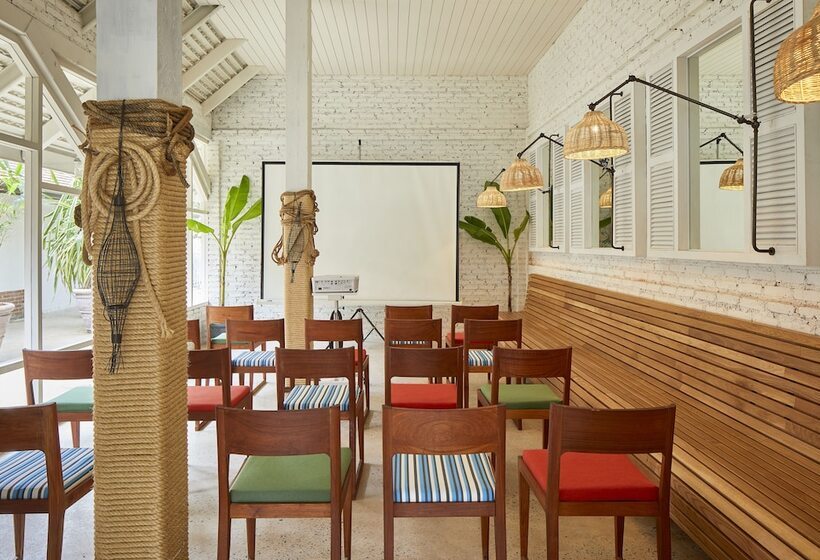 The Peri Hotel Hua Hin