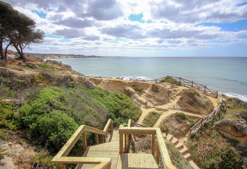 Villas D água Beachfront Resort