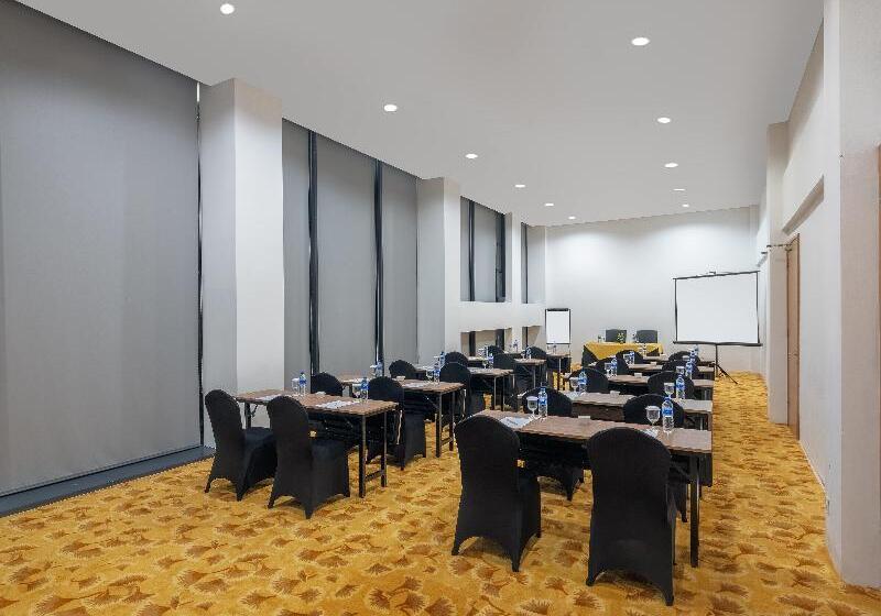 هتل Swiss Belinn Timika