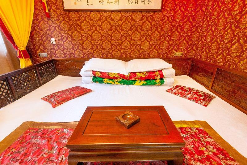 Отель Hanruicheng Inn