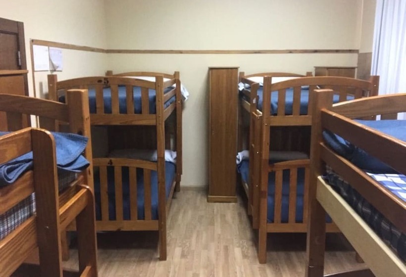 Albergue Pirenarium   Hostel