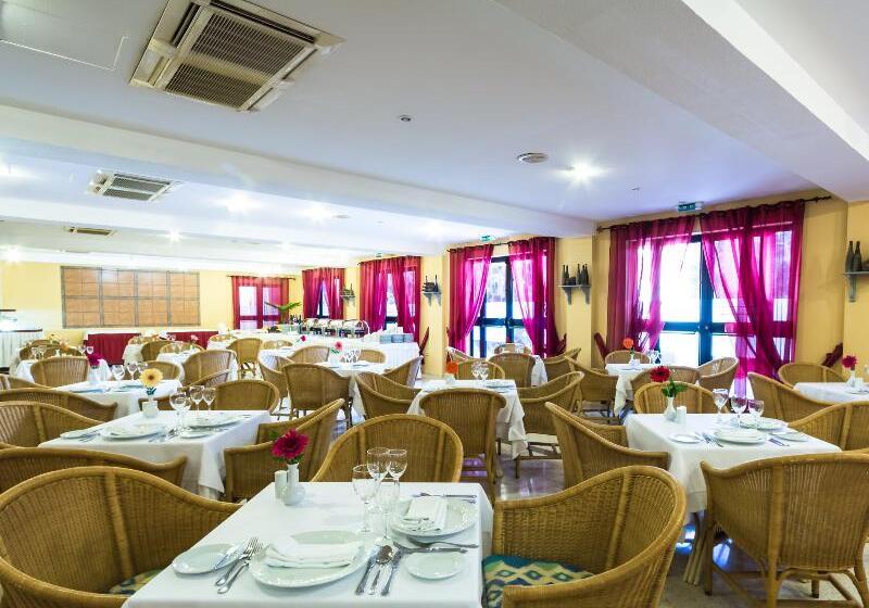 Apartamentos Bluebay Beach Club