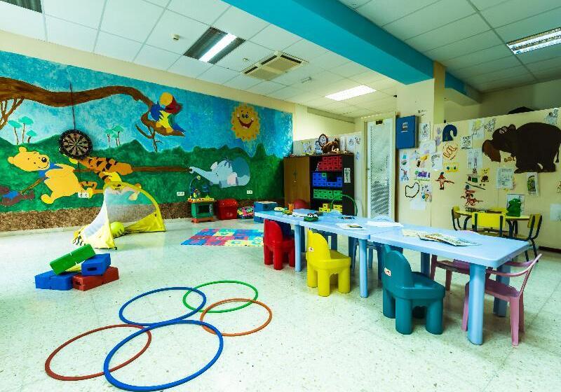 Apartamentos Bluebay Beach Club