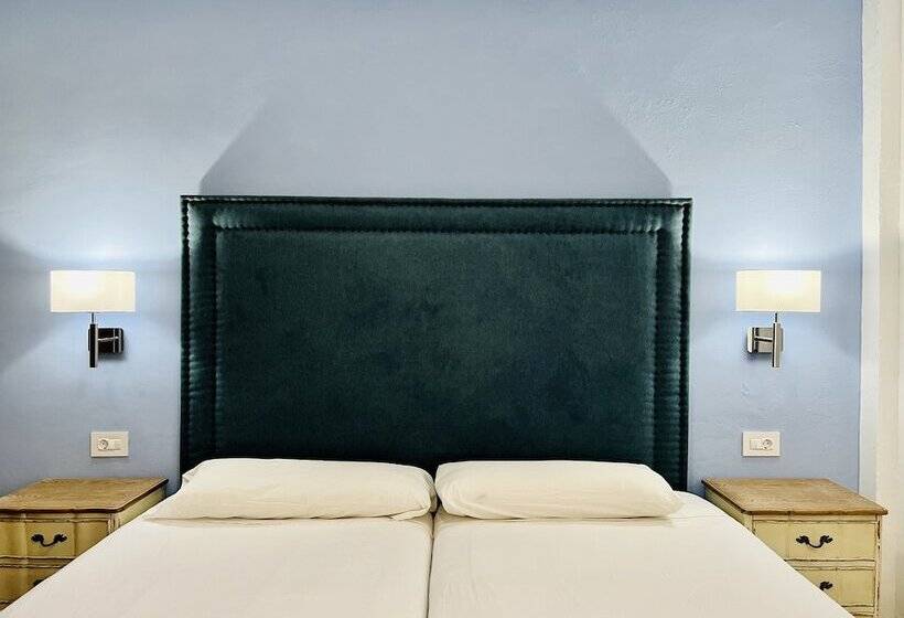 Apartamentos Frontera