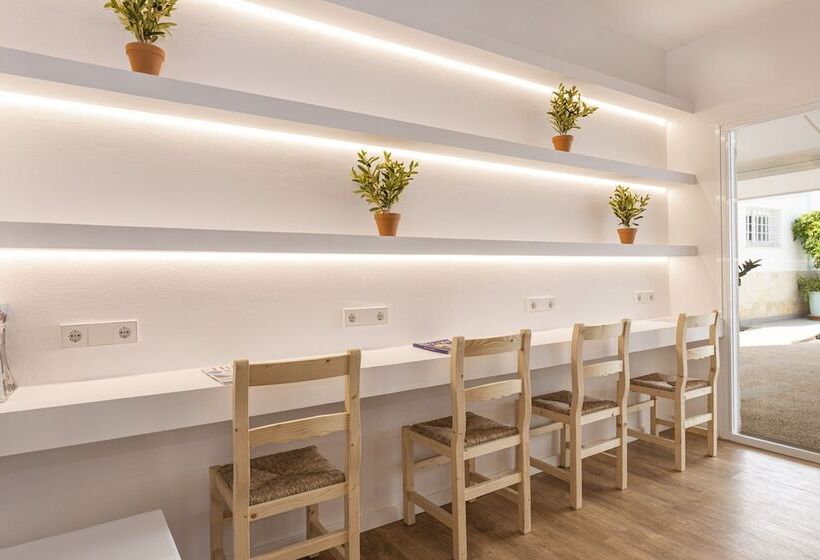 Apartamentos Los Arcos