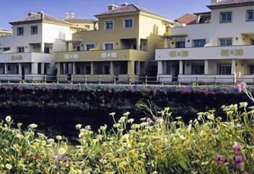 Apartamentos Vista Real