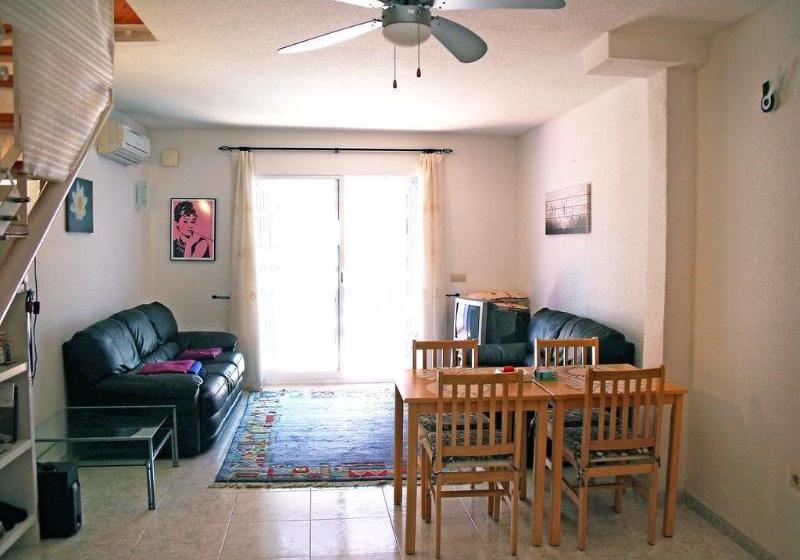 Apartaments Pueblo La Paz