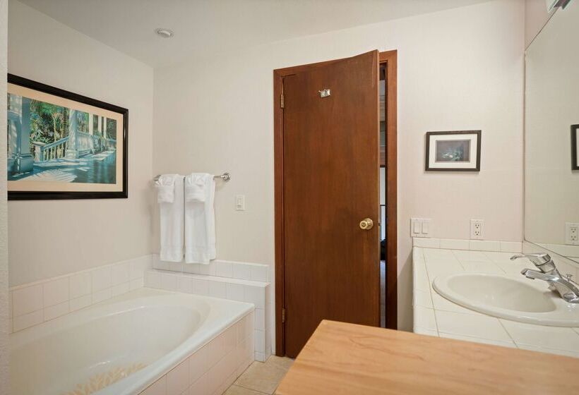 リゾートホテル Aston At Poipu Kai