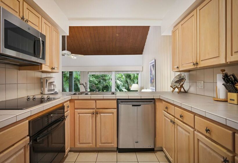 リゾートホテル Aston At Poipu Kai